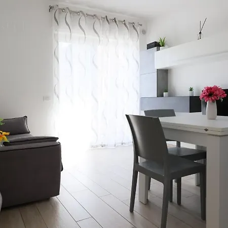 Mingo Apartment